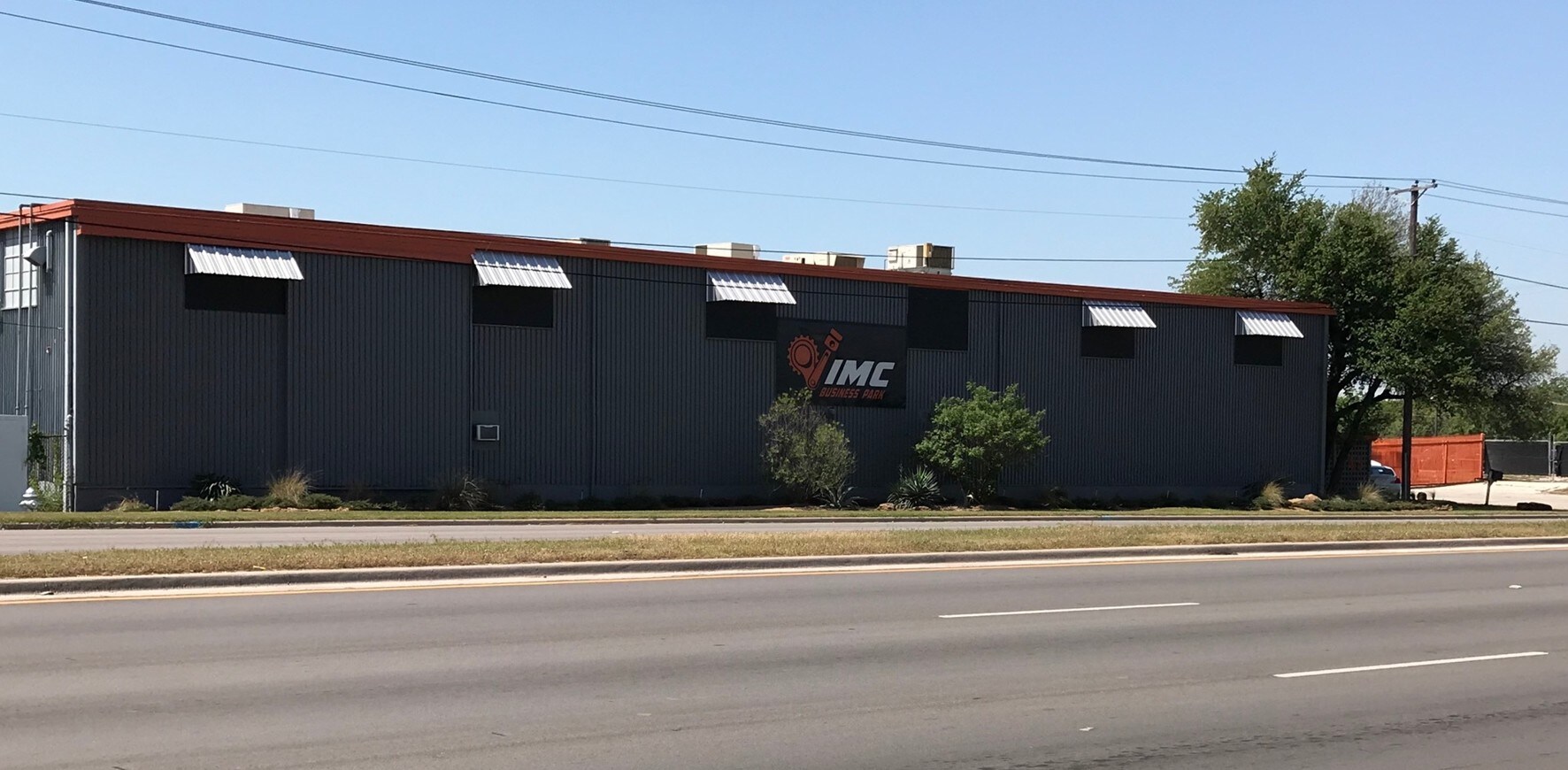 745 W Hurst Blvd, Hurst, TX for sale Primary Photo- Image 1 of 1