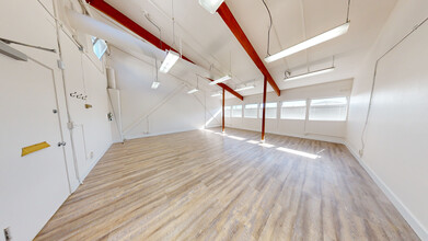 200 Gate Five Rd, Sausalito, CA for lease Interior Photo- Image 1 of 5