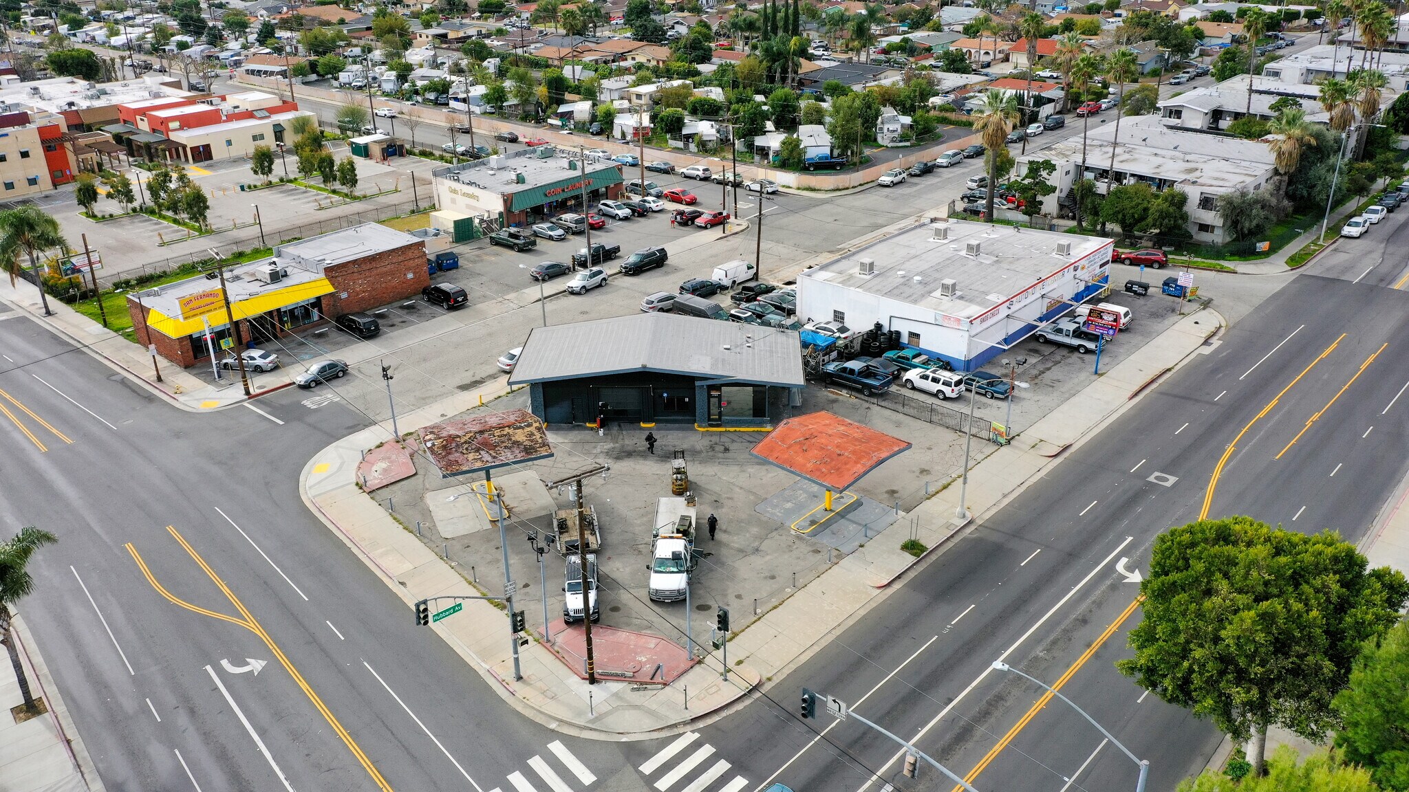 1702 San Fernando Rd