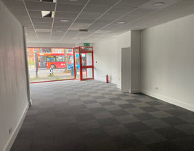 5A Hall Green Rd, West Bromwich for lease Interior Photo- Image 2 of 3