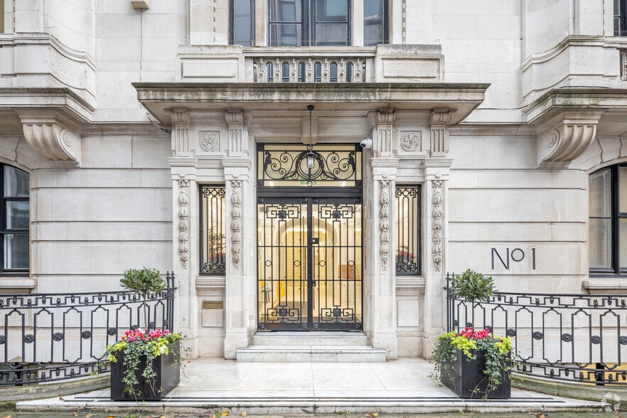 1 Duchess St, London for lease - Building Photo - Image 3 of 6