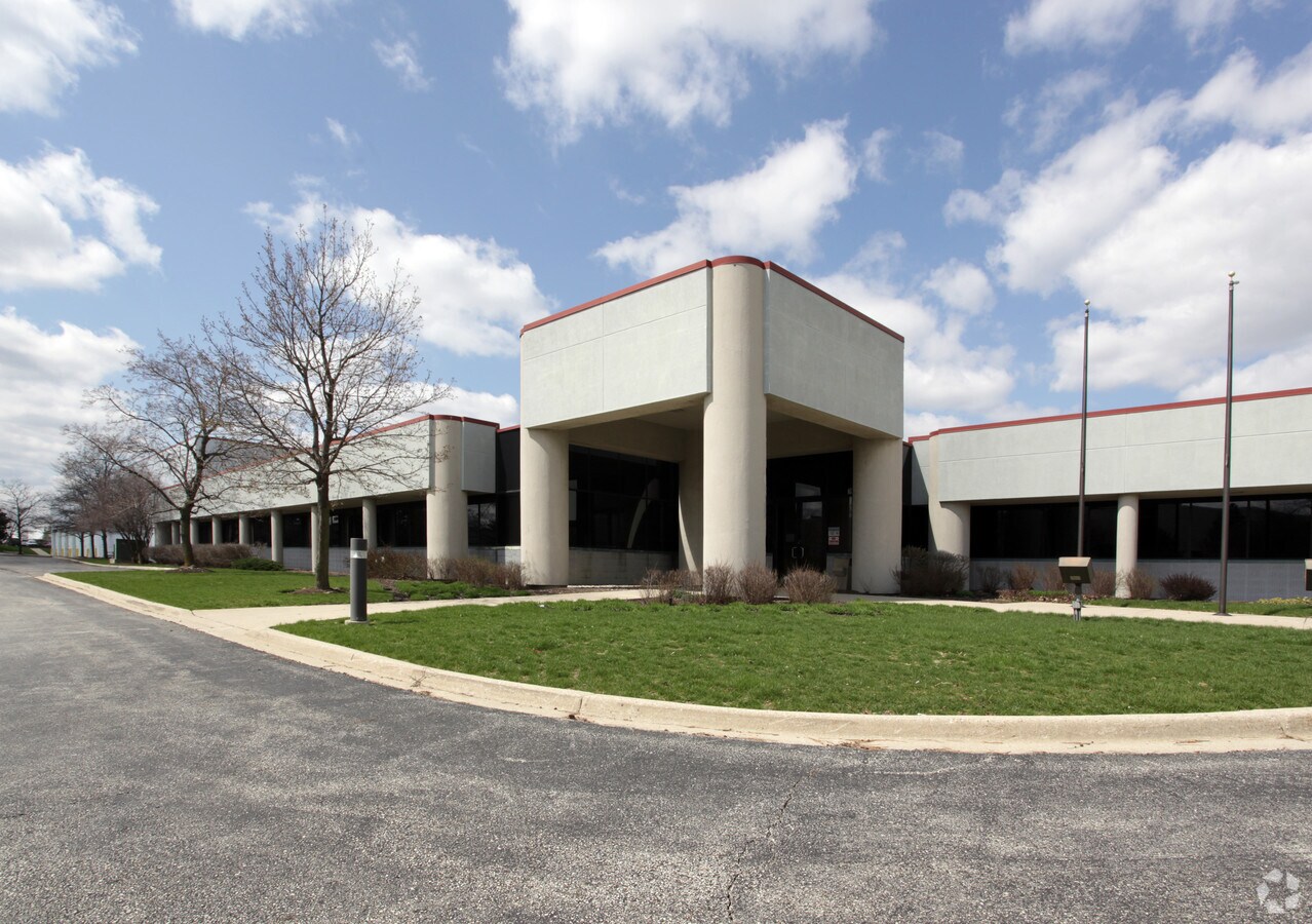 180 Exchange Blvd, Glendale Heights, IL 60139