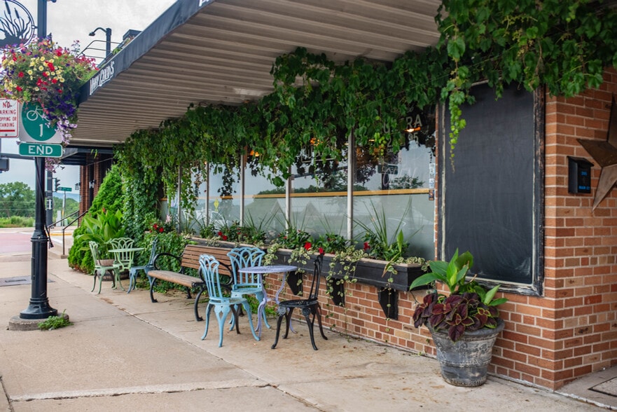 205 Main St, Onalaska, WI for sale - Building Photo - Image 3 of 63