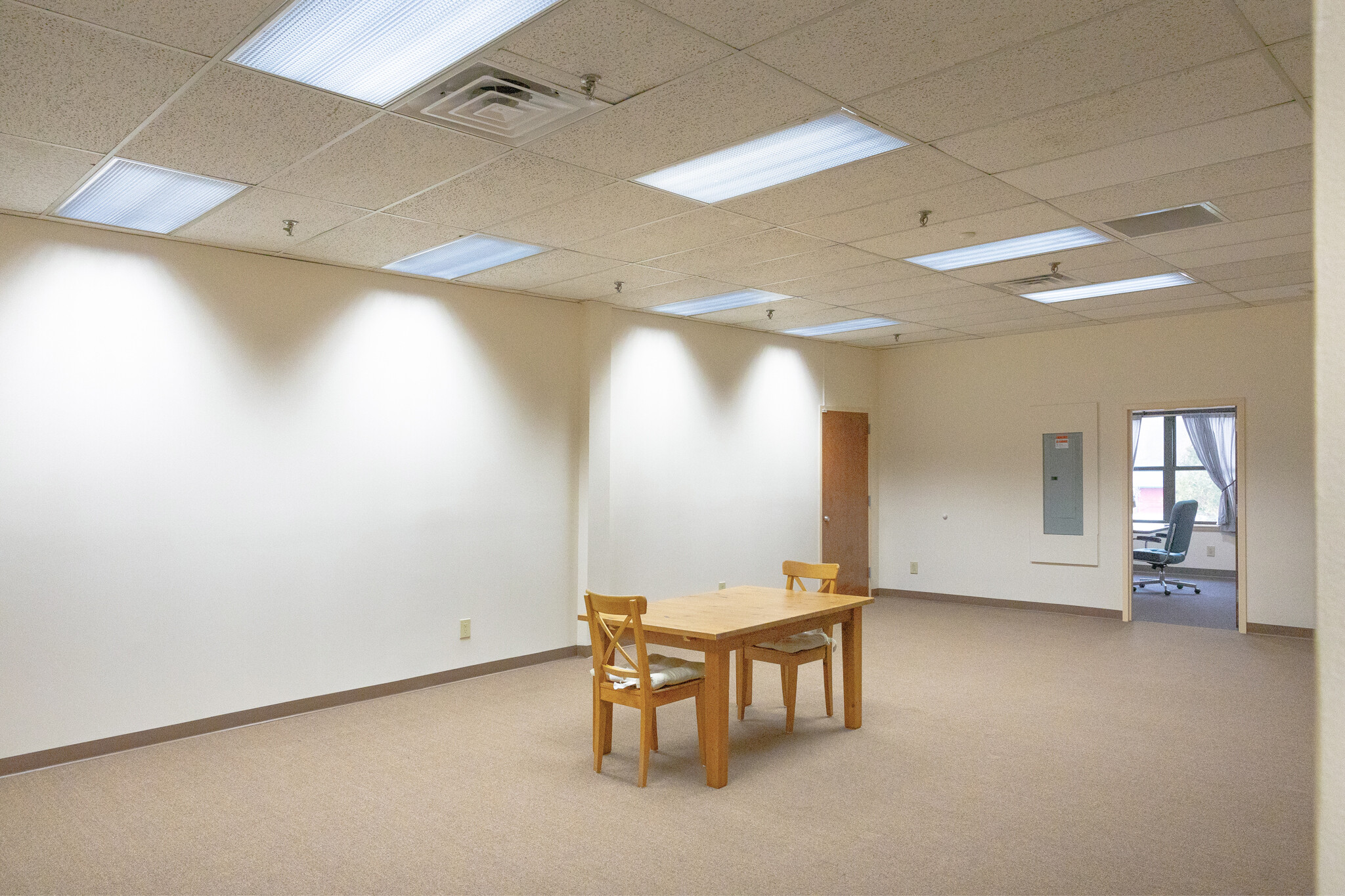 202-206 Pegasus Ave, Northvale, NJ for lease Interior Photo- Image 1 of 7