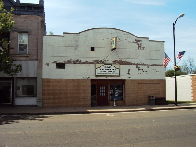 107 Lincoln Ave, Rio, WI for sale - Building Photo - Image 3 of 7