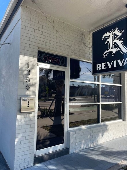 1356 Cleveland St, Clearwater, FL for sale - Building Photo - Image 2 of 5
