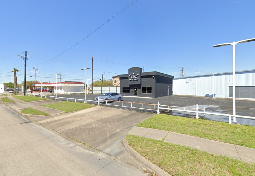 1313 Shaver St, Pasadena, TX for lease - Building Photo - Image 1 of 14