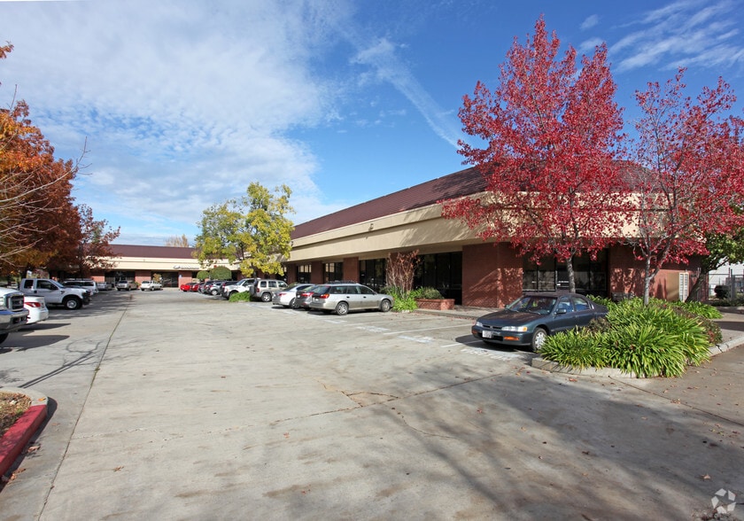 11990 Heritage Oak Pl, Auburn, CA for lease - Primary Photo - Image 1 of 20