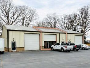 452 Butler Bridge Rd, Fletcher, NC for lease Building Photo- Image 2 of 10