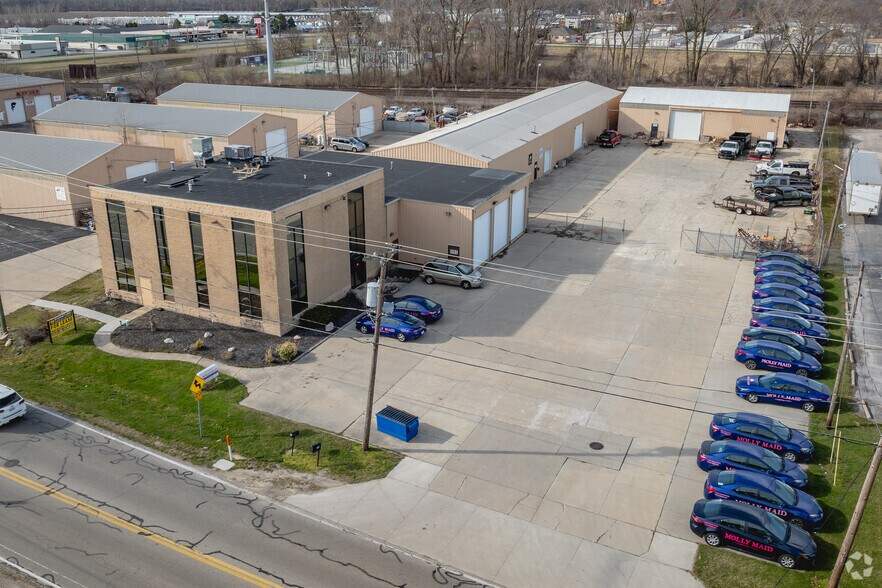 5110 Angola Rd, Toledo, OH for sale - Building Photo - Image 1 of 1