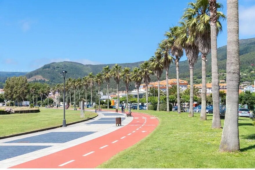 Avenida Constitución, 36, Cariño, La Coruna for sale - Building Photo - Image 3 of 8