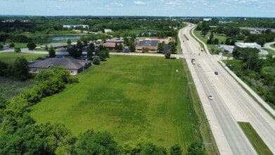 Rt 14 & Lake Shore Dr, Woodstock, IL - Aerial map view - Image1