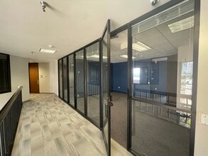 11777 Katy Fwy, Houston, TX for lease Interior Photo- Image 2 of 12