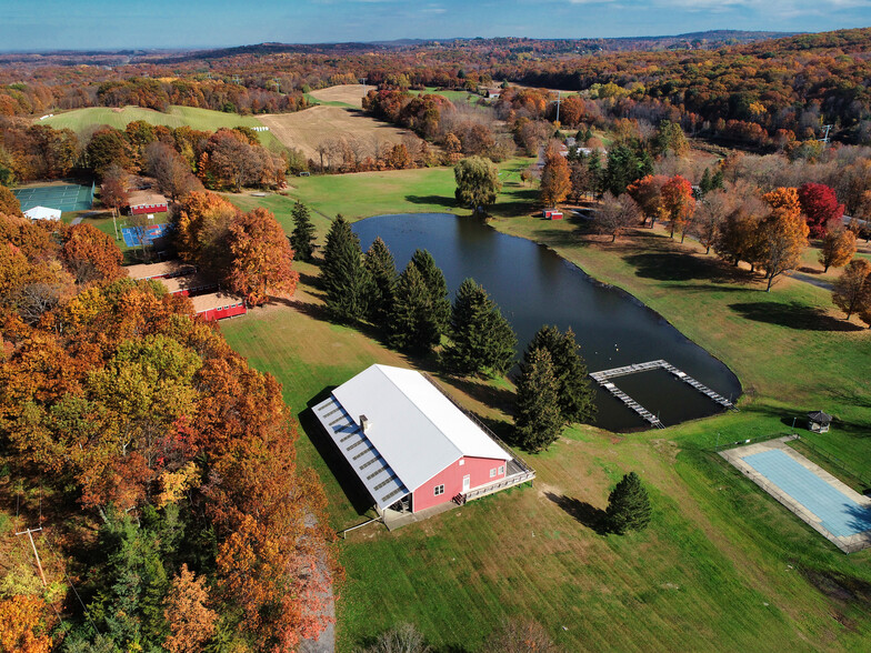 232 White Oak Rd, Elizaville, NY for sale - Building Photo - Image 1 of 24