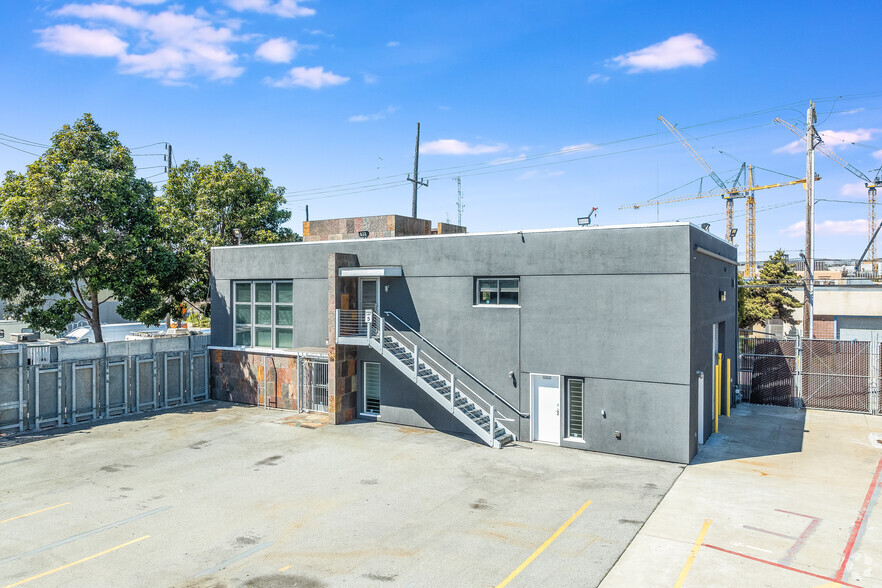 1620 Innes Ave, San Francisco, CA for sale - Building Photo - Image 2 of 23