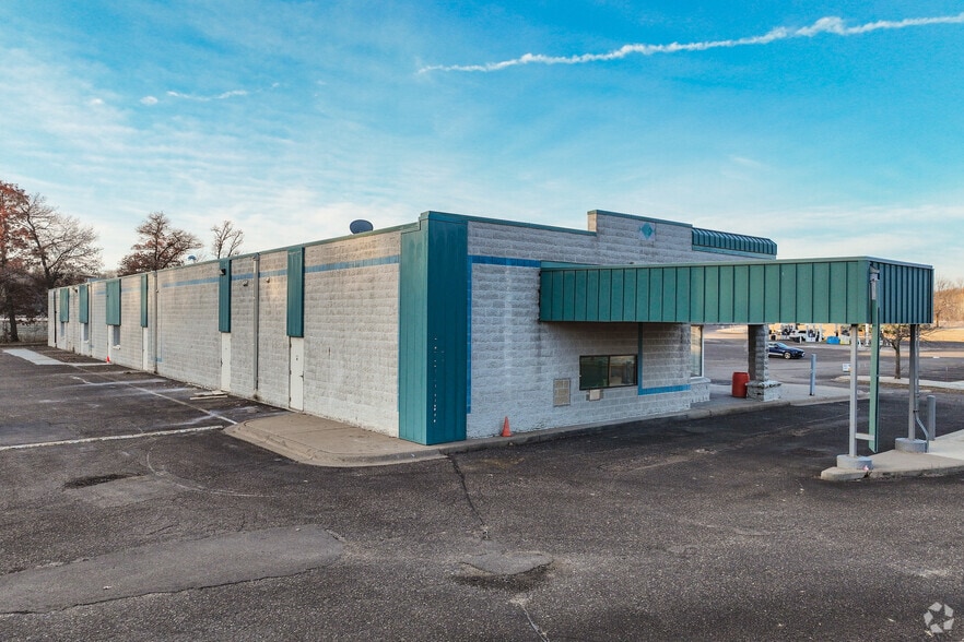 3122-3166 NW Viking Blvd, Cedar, MN for lease - Building Photo - Image 3 of 9