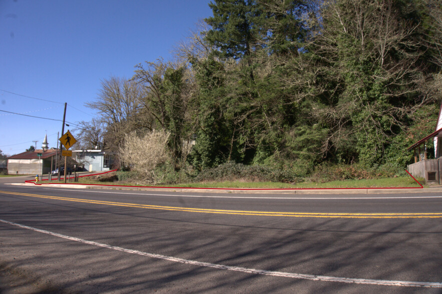 517 First St, Drain, OR for sale - Building Photo - Image 3 of 5