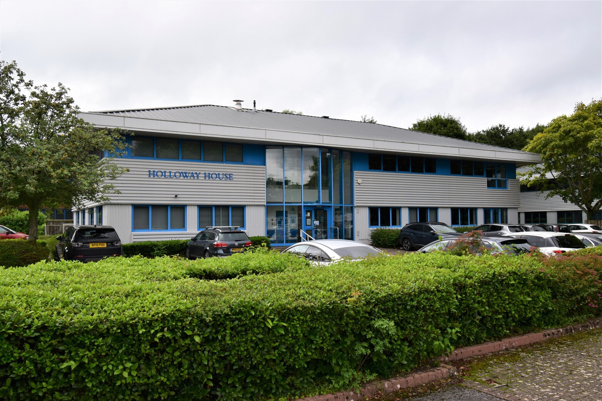 Epsom Sq, Trowbridge for lease Building Photo- Image 1 of 9