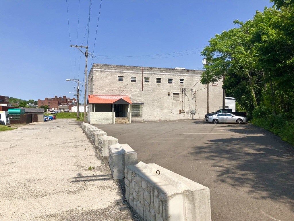 1 DRV Dr, Pittsburgh, PA for sale Building Photo- Image 1 of 1
