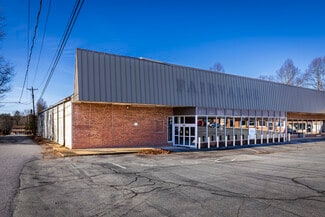 More details for 128 Fairway Shopping Ctr, Hudson, NC - Retail for Lease
