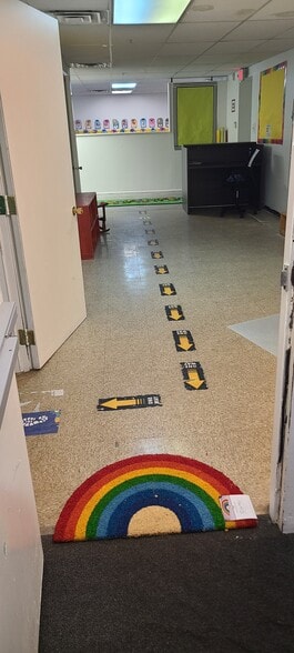 1419 N 2nd St, Harrisburg, PA for lease - Interior Photo - Image 2 of 12