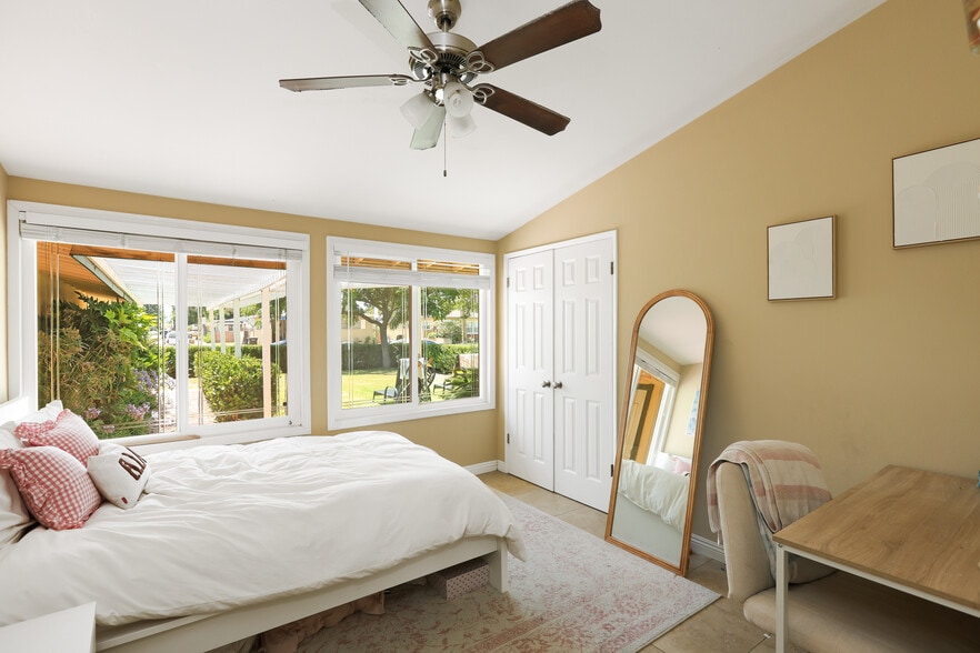 1139 W Sycamore Ave, Orange, CA for sale - Building Photo - Image 2 of 34