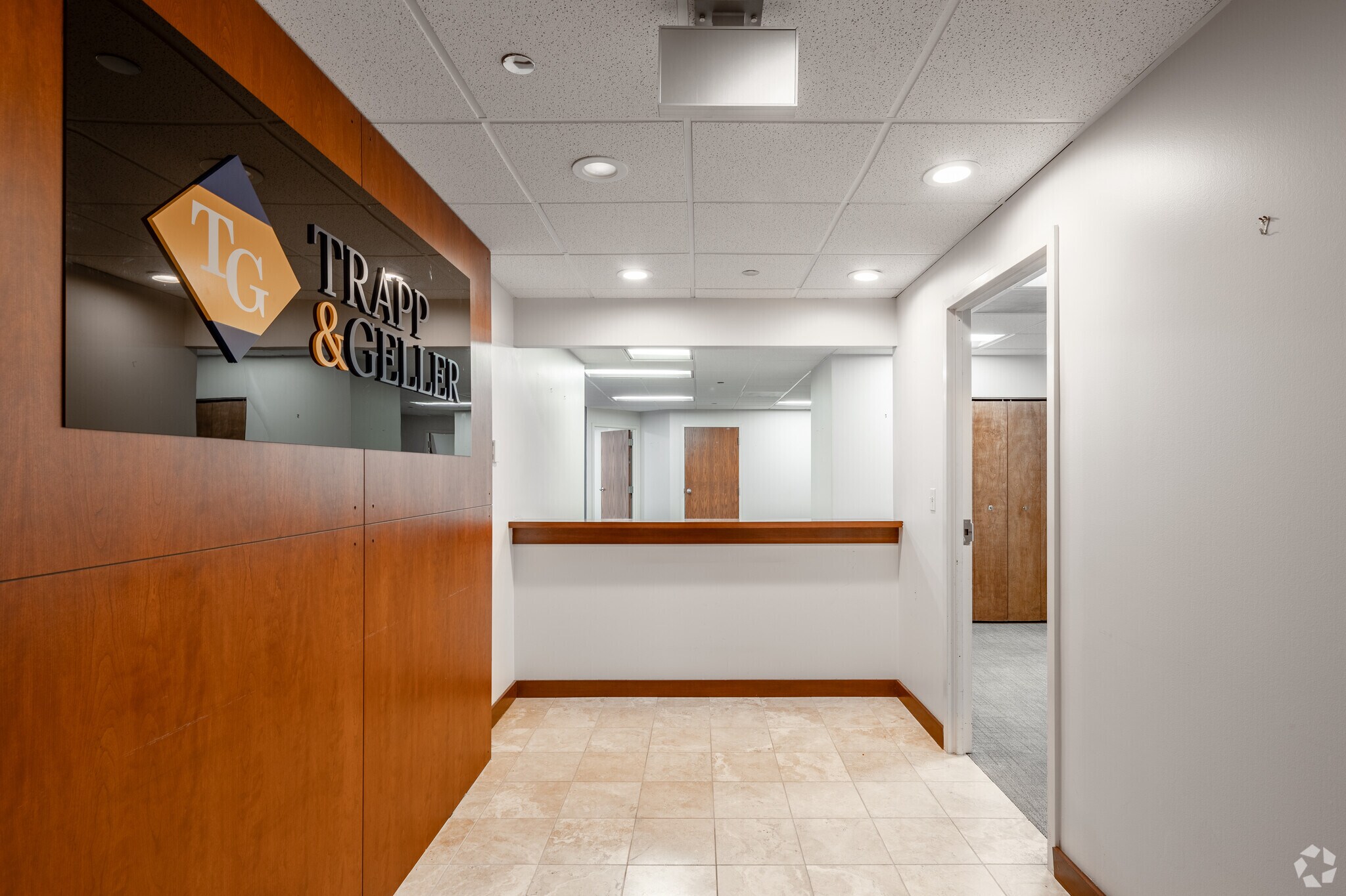 205 W Wacker Dr, Chicago, IL for sale Interior Photo- Image 1 of 5