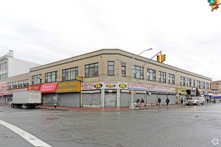 2001 Mott Ave, Far Rockaway, NY for sale - Primary Photo - Image 1 of 1