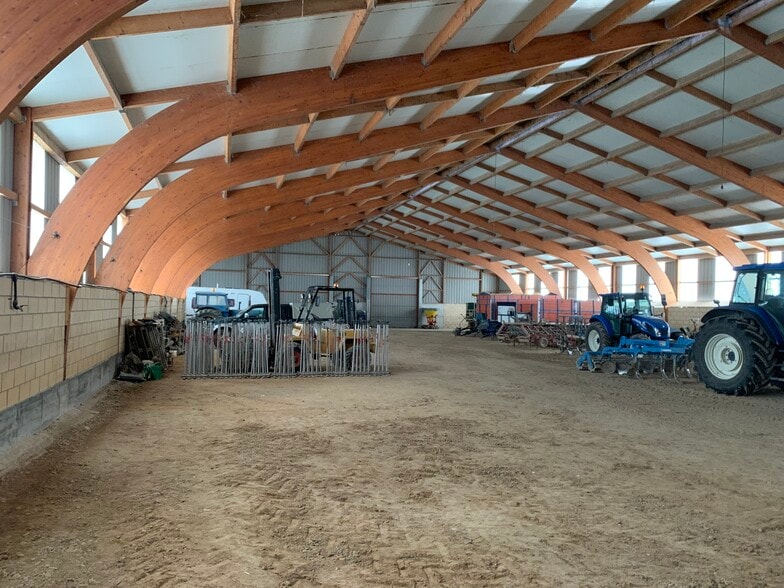 calle matura, Cuzcurrita de Río Tirón, La Rioja for sale - Building Photo - Image 2 of 8