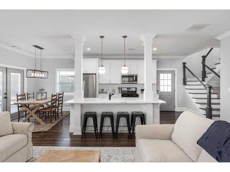 641 Erin Ave SW, Atlanta, GA for sale - Primary Photo - Image 1 of 1