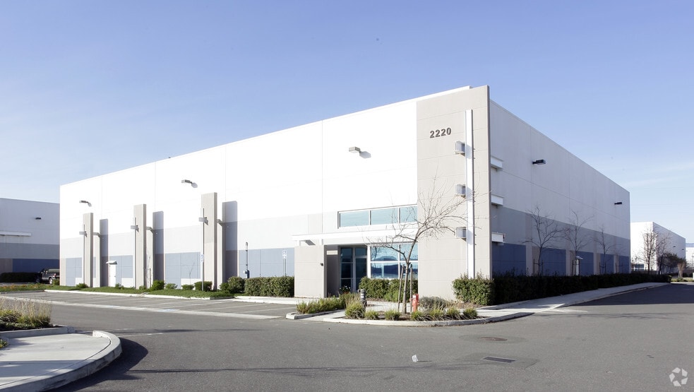 2220 Cordelia Rd, Fairfield, CA for lease - Primary Photo - Image 1 of 13