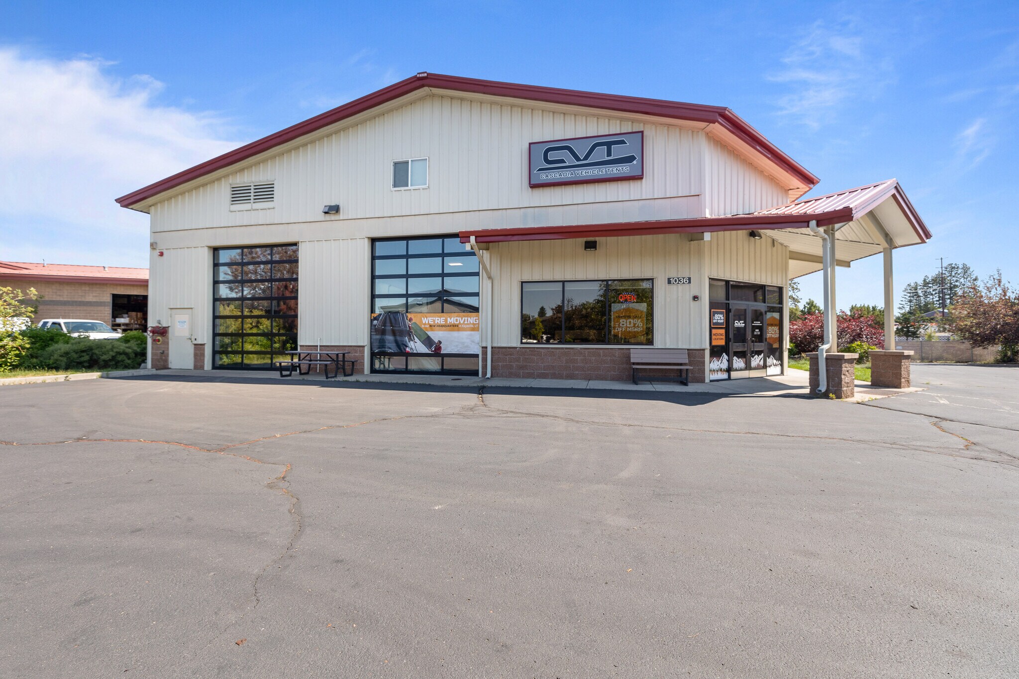 1036 SE Paiute Way, Bend, OR for sale Primary Photo- Image 1 of 1