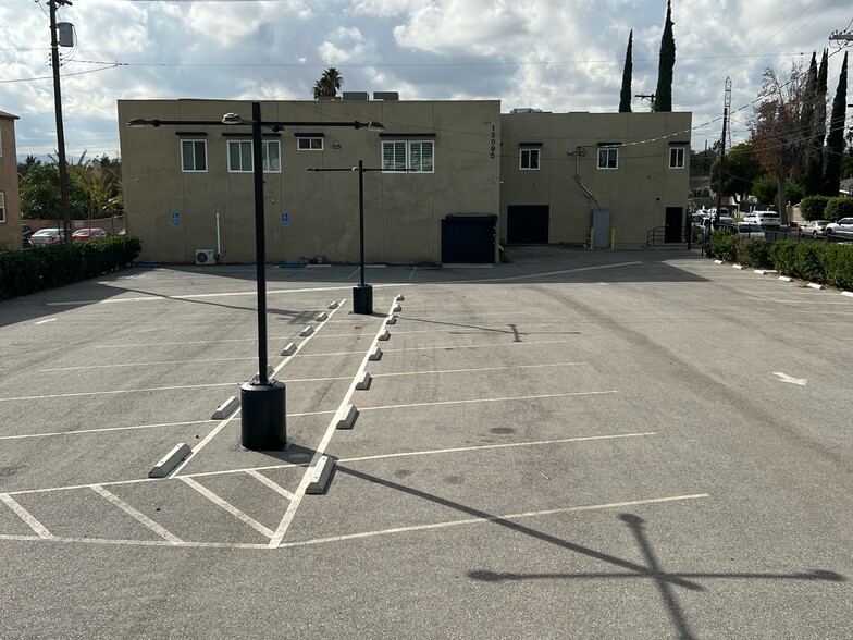 13095 San Fernando Rd, Sylmar, CA for lease - Building Photo - Image 1 of 24