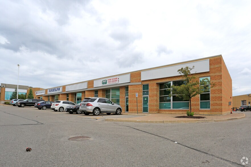 233 Mapleview Dr E, Barrie, ON for lease - Building Photo - Image 2 of 5