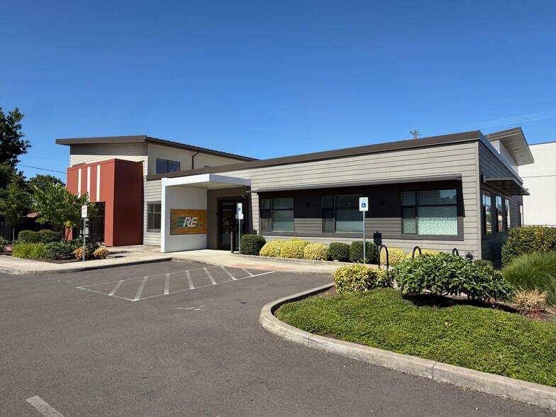 1025 2nd St NW, Salem, OR for sale - Building Photo - Image 1 of 45