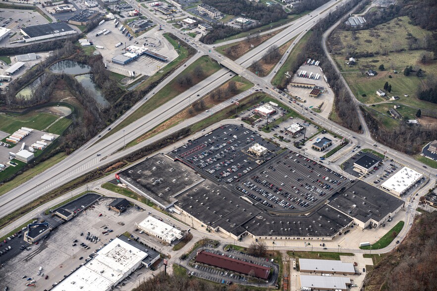 100-300 Liberty Sq, Hurricane, WV for lease - Aerial - Image 2 of 10