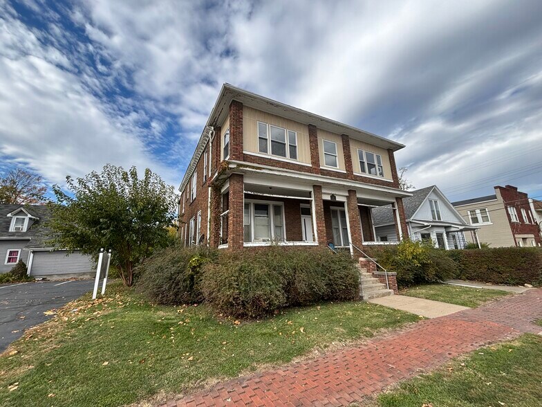 519 Marquette St, La Salle, IL for sale - Primary Photo - Image 1 of 1