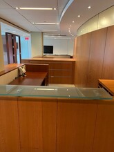 800 Connecticut Ave NW, Washington, DC for lease Interior Photo- Image 2 of 8