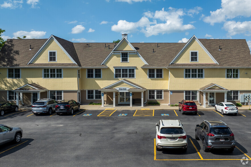 70 Elm St, Worcester, MA for lease - Building Photo - Image 3 of 20