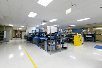 107 Woodmere Rd, Folsom, CA for lease Interior Photo- Image 1 of 2