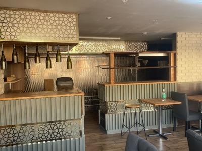 13-15 Earls Court Rd, Amesbury for sale - Building Photo - Image 3 of 4