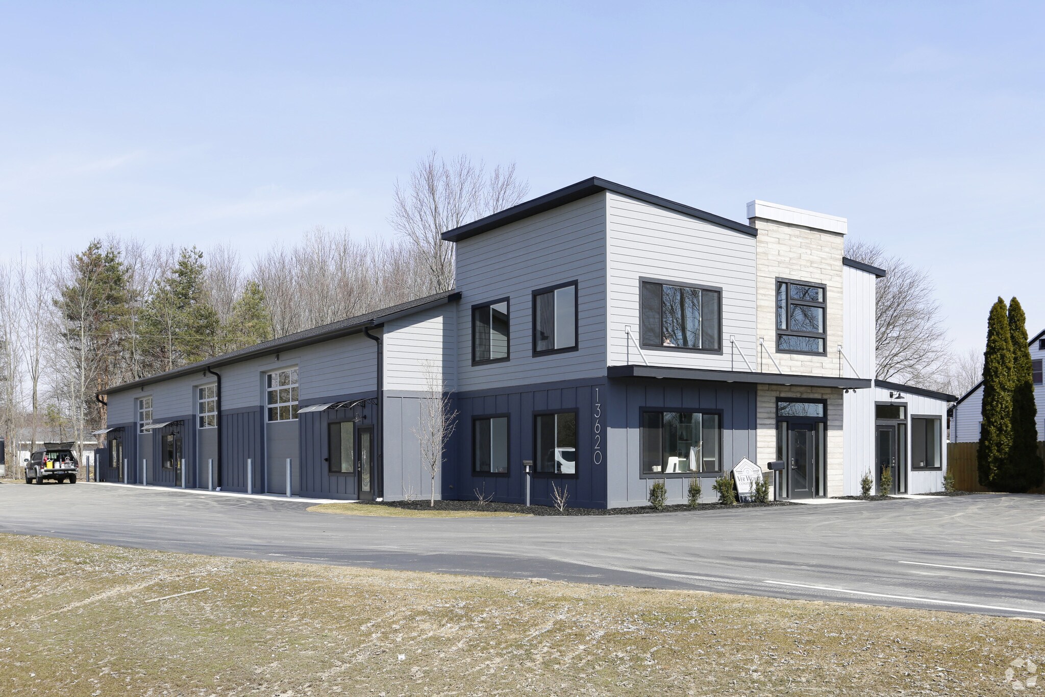 13620 2nd Ave, Grand Rapids, MI for sale Building Photo- Image 1 of 1