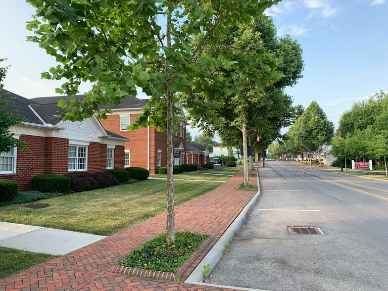 68 N High St, New Albany, OH for lease - Building Photo - Image 2 of 4