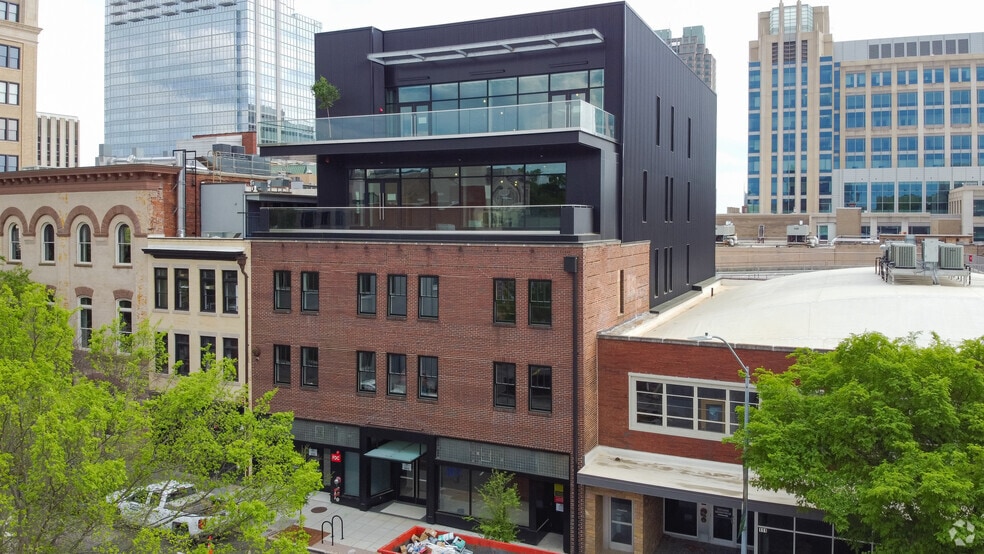 107 W Hargett St, Raleigh, NC for lease - Primary Photo - Image 1 of 15