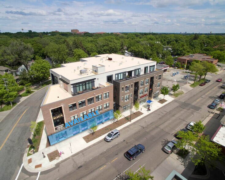 2301 Como Ave, Saint Paul, MN for sale - Building Photo - Image 1 of 1