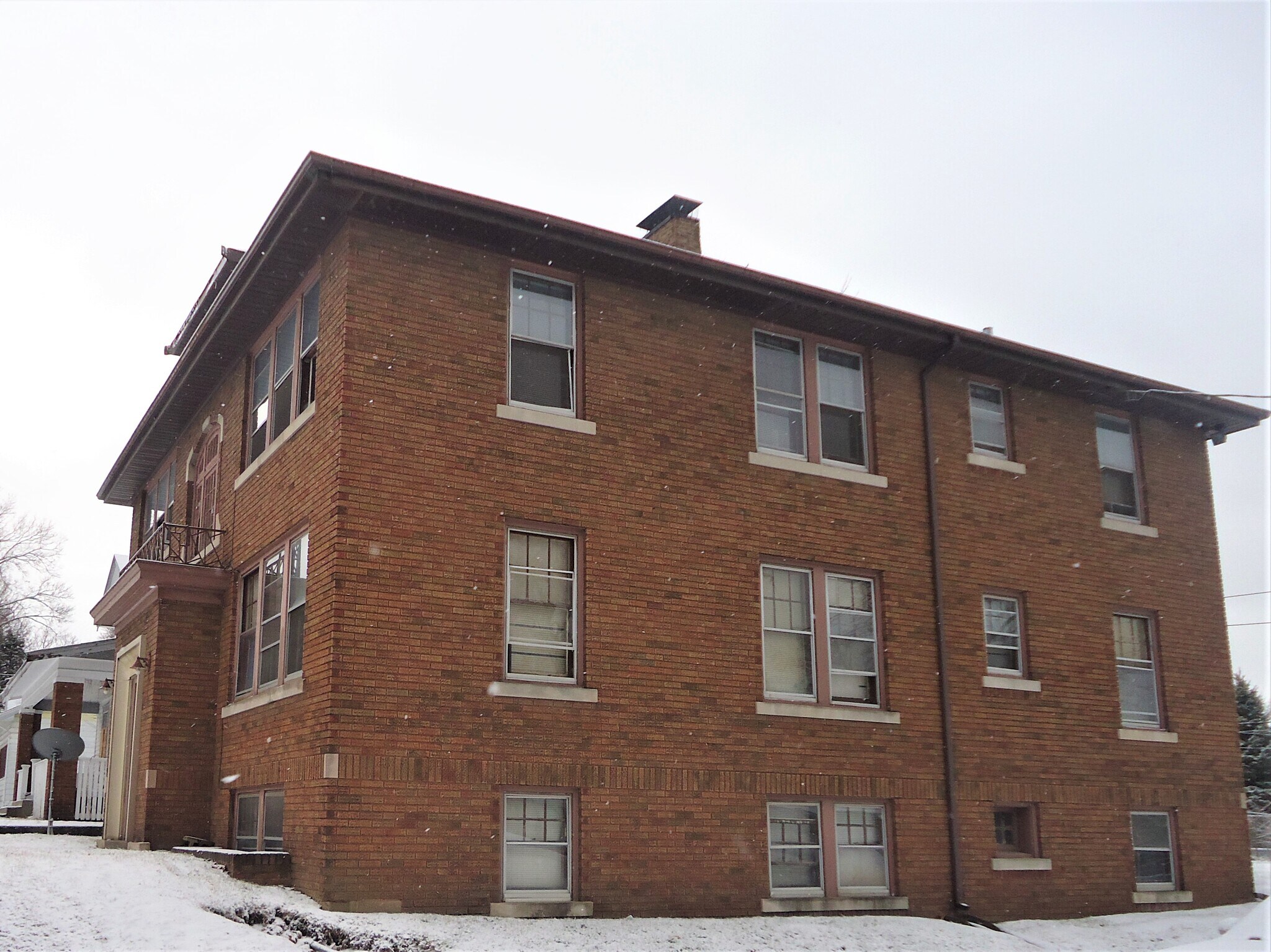 1711 N Peoria Ave, Peoria, IL 61603 Multifamily for Sale