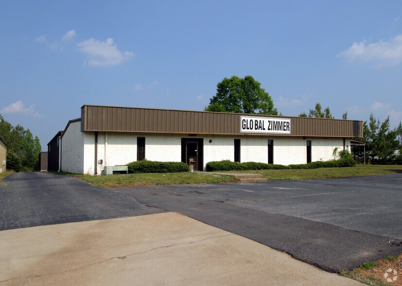 5967 Highway 221, Roebuck, SC for sale - Primary Photo - Image 1 of 1