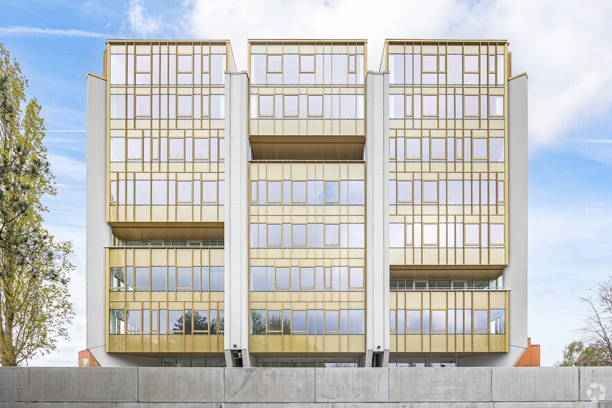 6 Rue Des Techniques, Villeneuve-d'Ascq for lease - Building Photo - Image 2 of 9