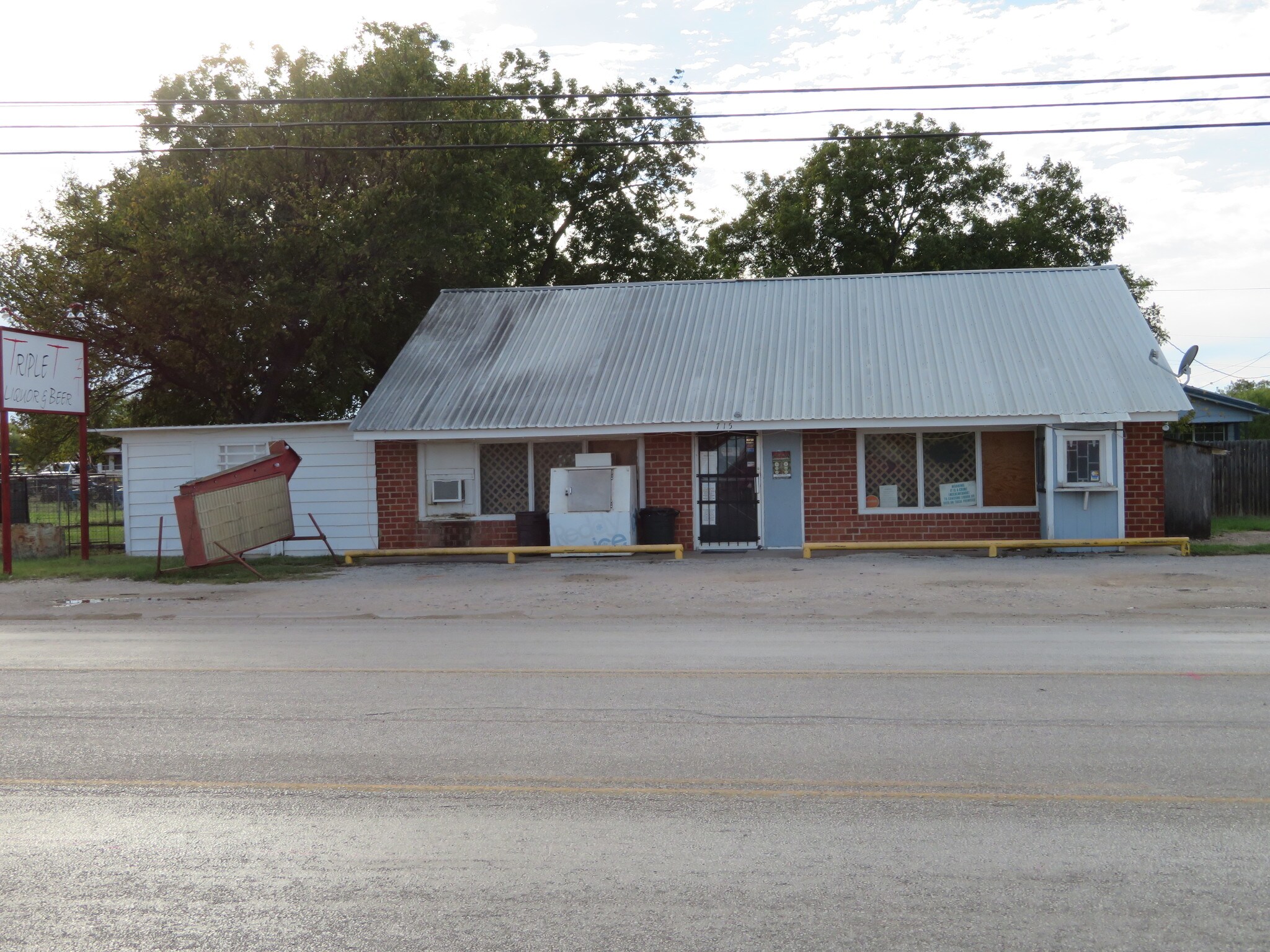 715 N Neches St, Coleman, TX for sale Other- Image 1 of 1