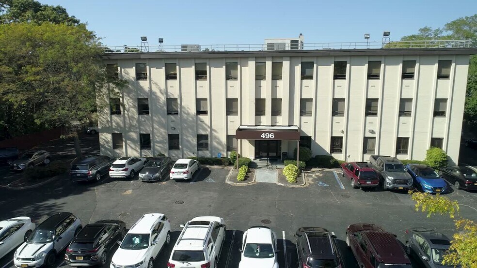 496 Smithtown Byp, Smithtown, NY 11787 Prime Location Office